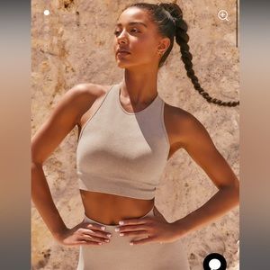 Bo+Tee seamless high neck crop top sports bra